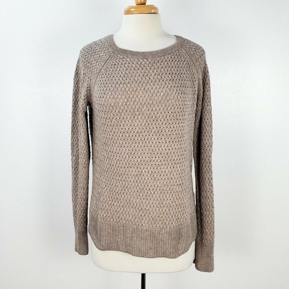 American Eagle Sweater Womens Medium Tan Open Cable Knit Wool Blend Long Sleeve - Picture 1 of 12